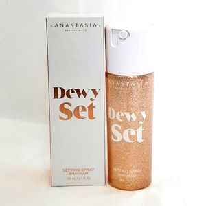 ANASTASIA BEVERLY HILLS Dewy Set Setting Spray